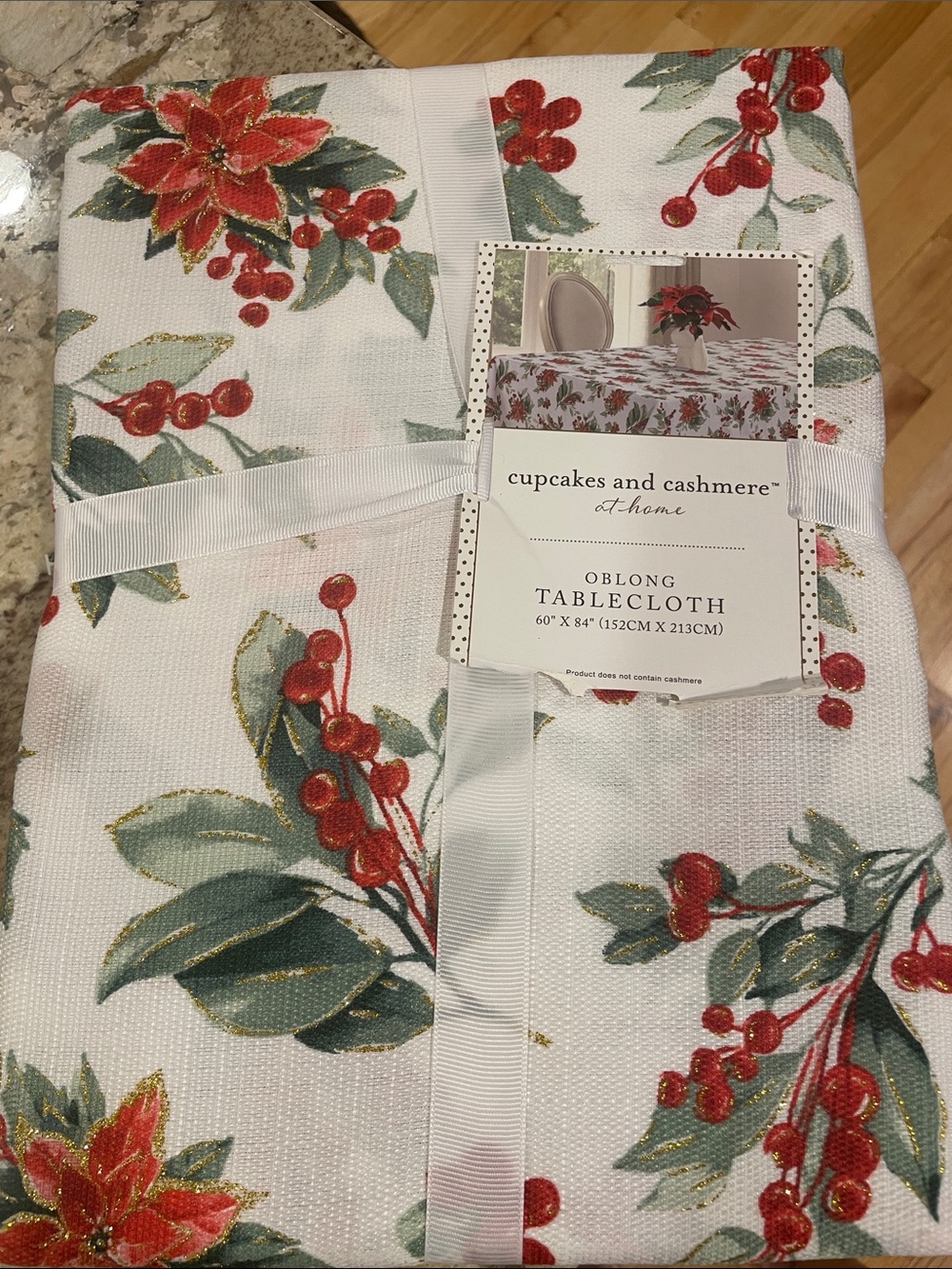 NWT Cupcakes and Cashmere Christmas Tablecloth 60" x 84"